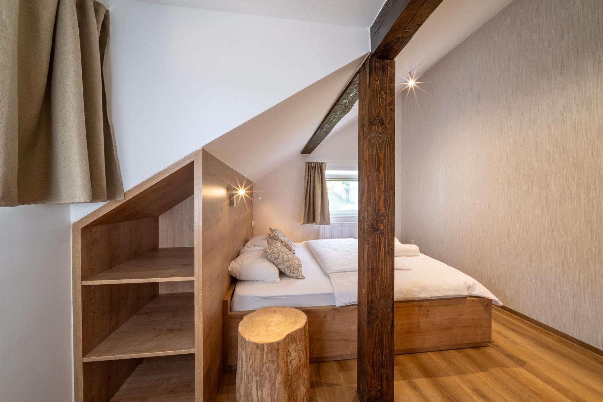 Apartments Triglav Mojstrana Eksteriør billede